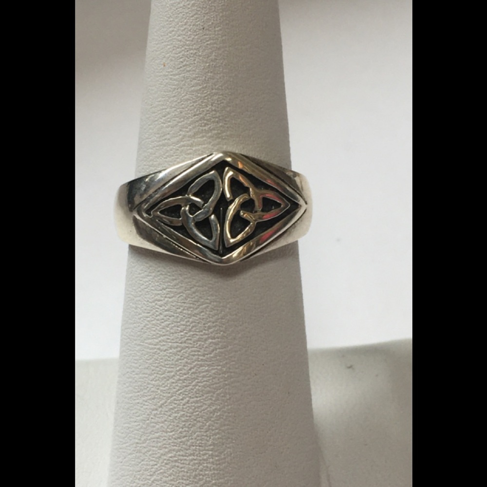 Sterling Silver Celtic Knot Ring